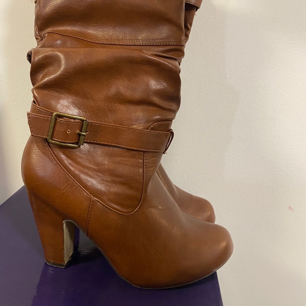 Women’s Brown Boots